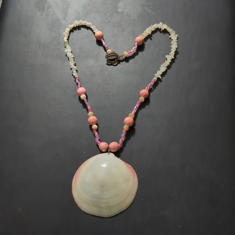 Pink and White Natural Sea Shell and Quartz Gemstone Pendant Statement Necklace